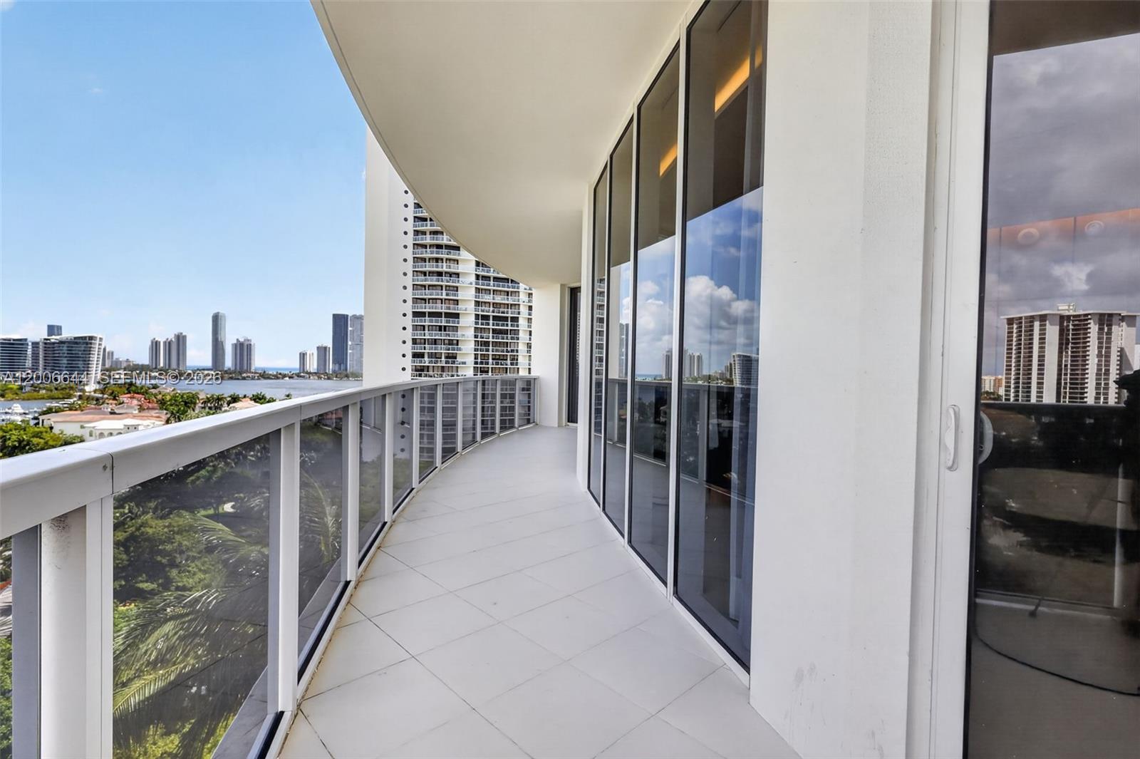 BELLINI AT WILLIAMS ISLAN - Residential