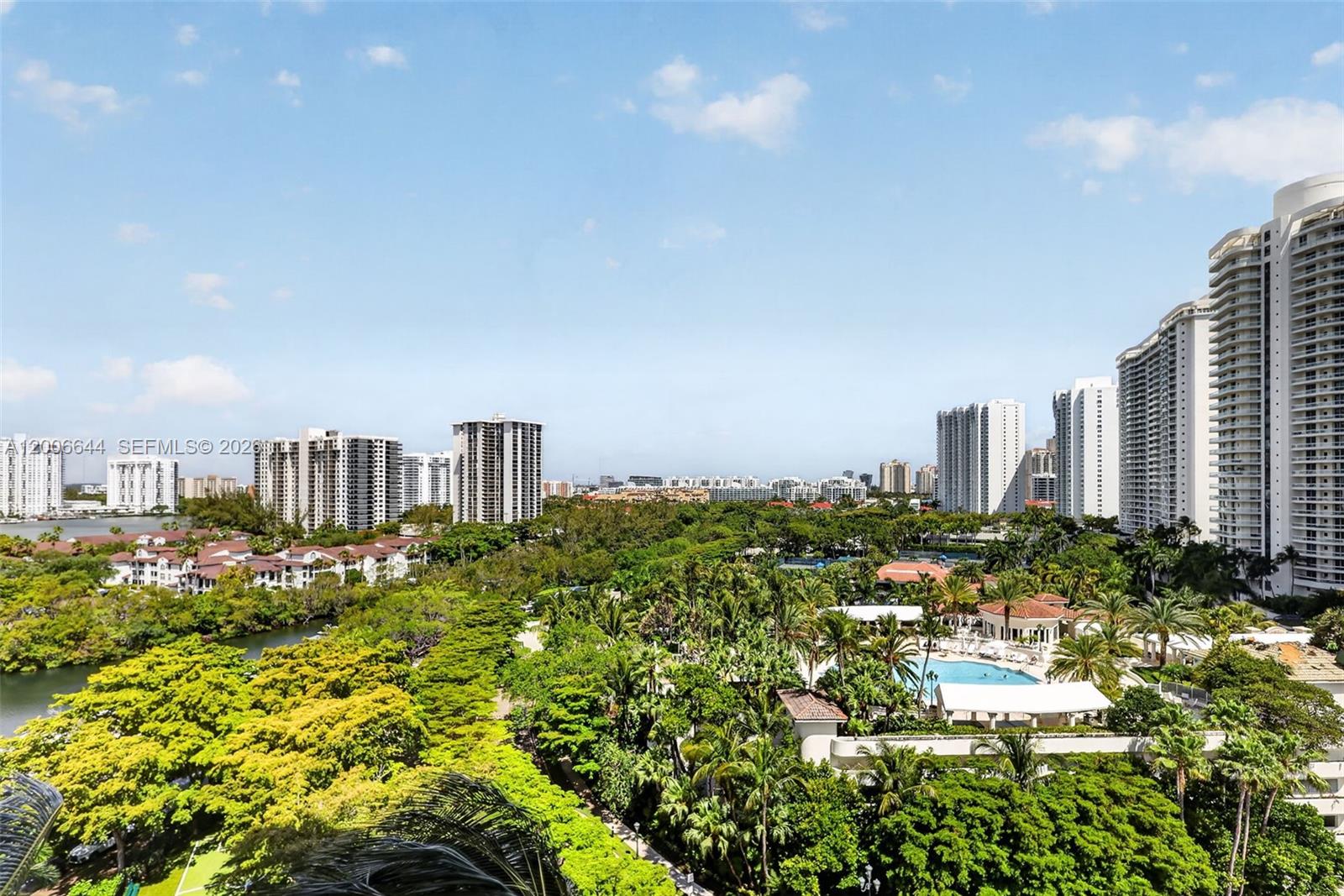 BELLINI AT WILLIAMS ISLAN - Residential