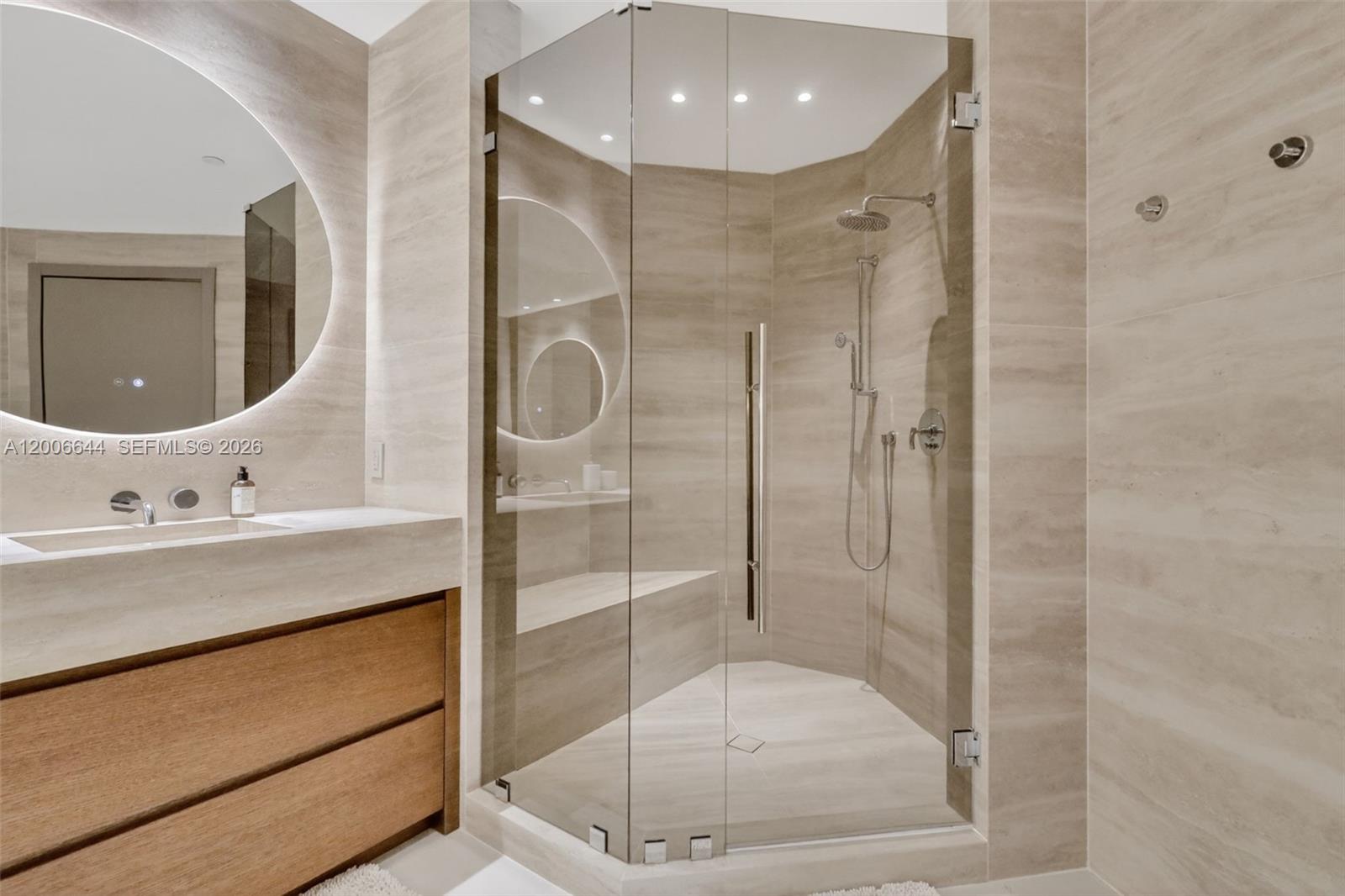 BELLINI AT WILLIAMS ISLAN - Residential