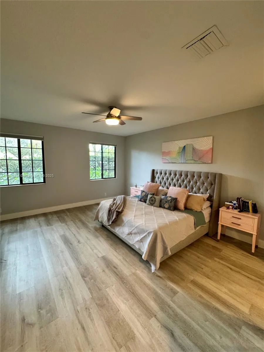 Weston, Florida 33332, United States, 3 Bedrooms Bedrooms, ,2 BathroomsBathrooms,Residential,Active,194902