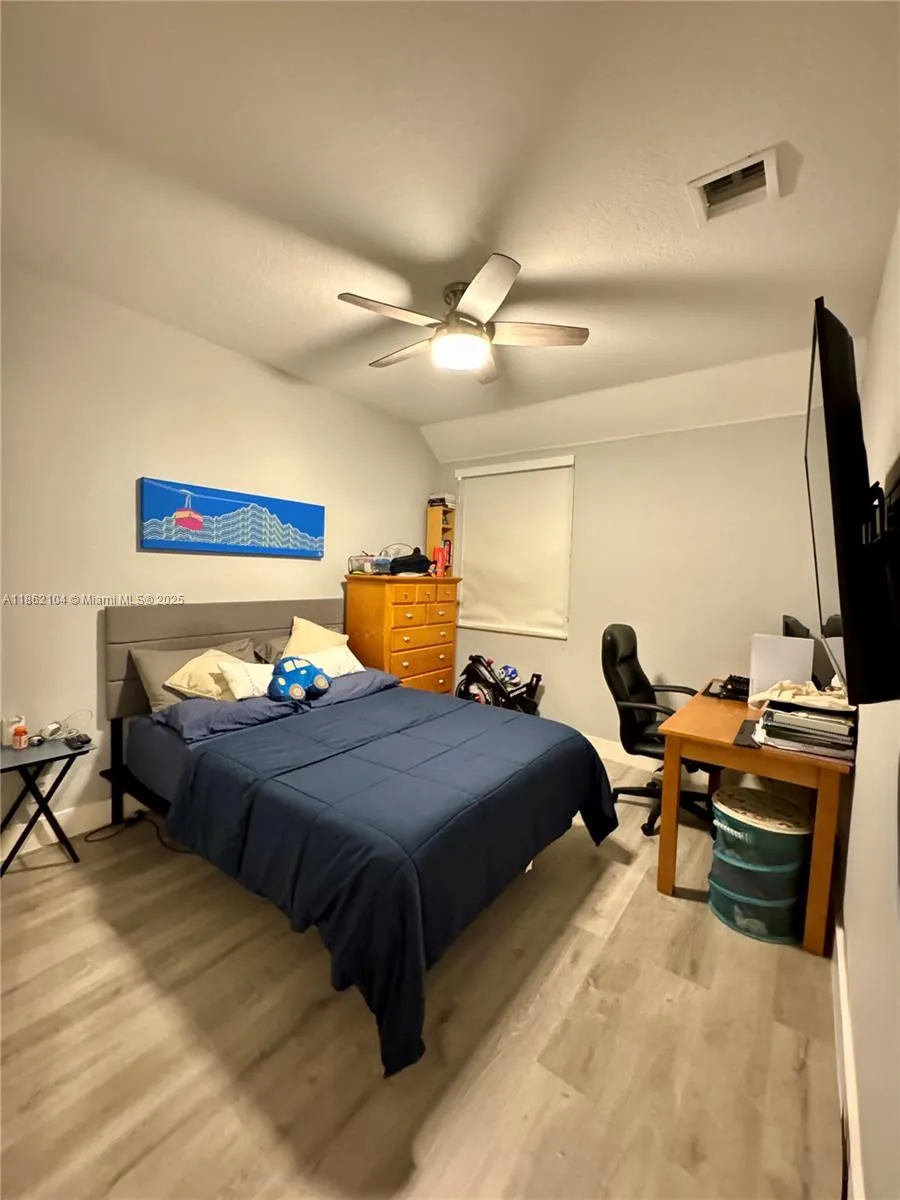 Weston, Florida 33332, United States, 3 Bedrooms Bedrooms, ,2 BathroomsBathrooms,Residential,Active,194902