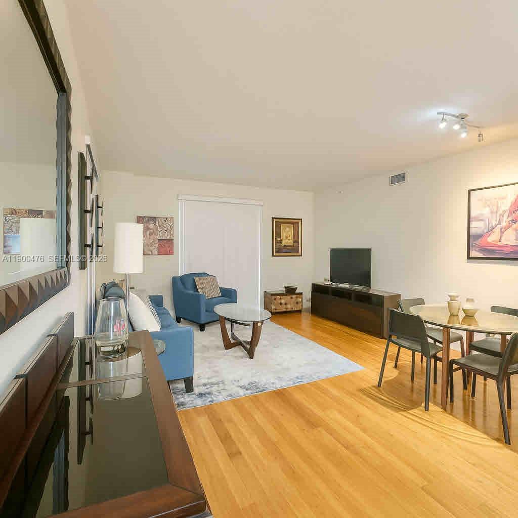 7275 SW 90th St C514