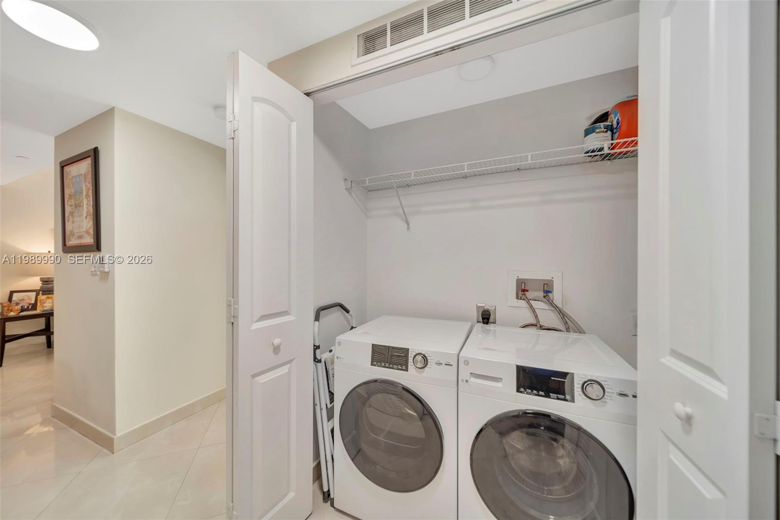 TOSCANO CONDO - Residential