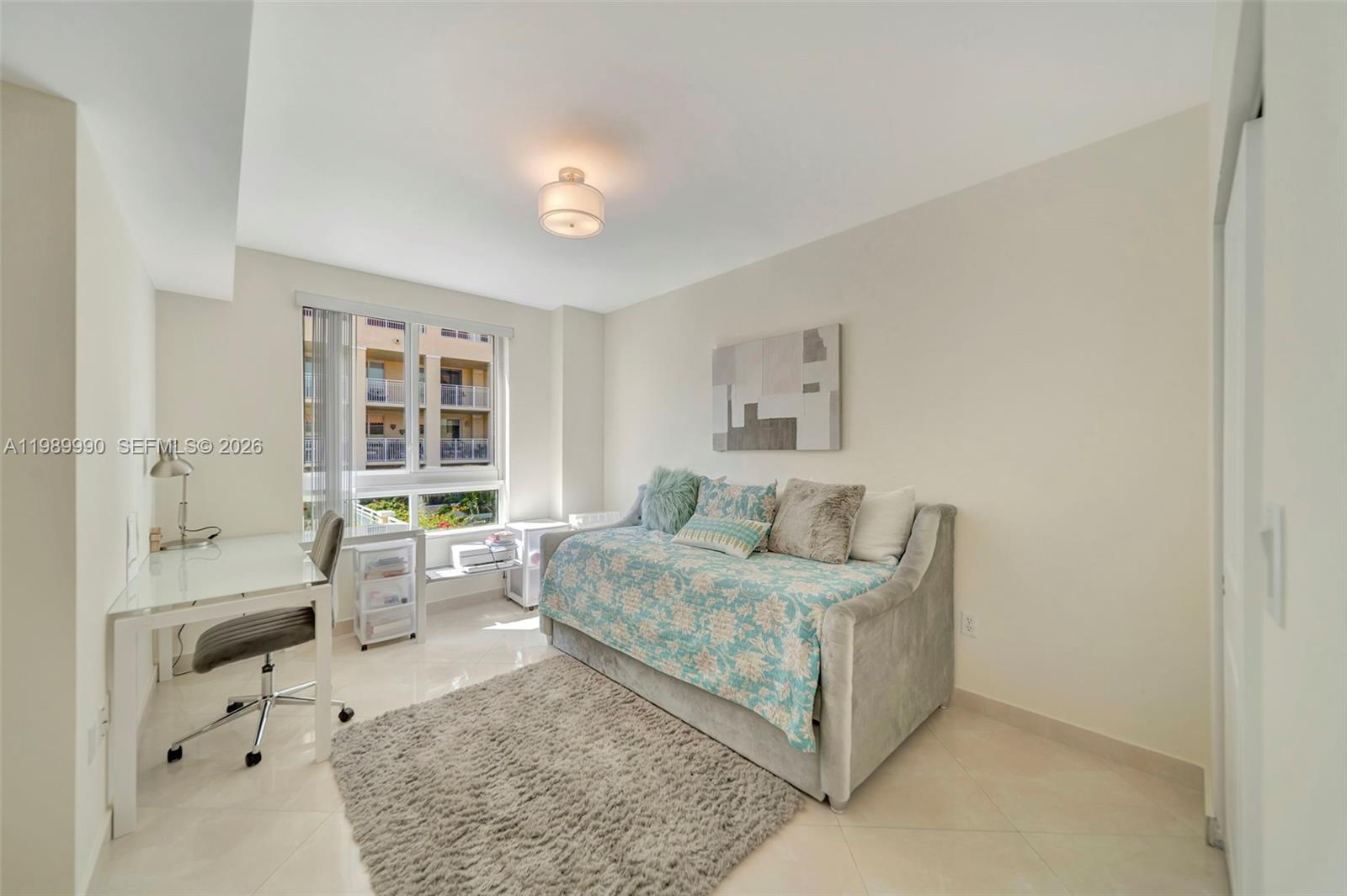 TOSCANO CONDO - Residential