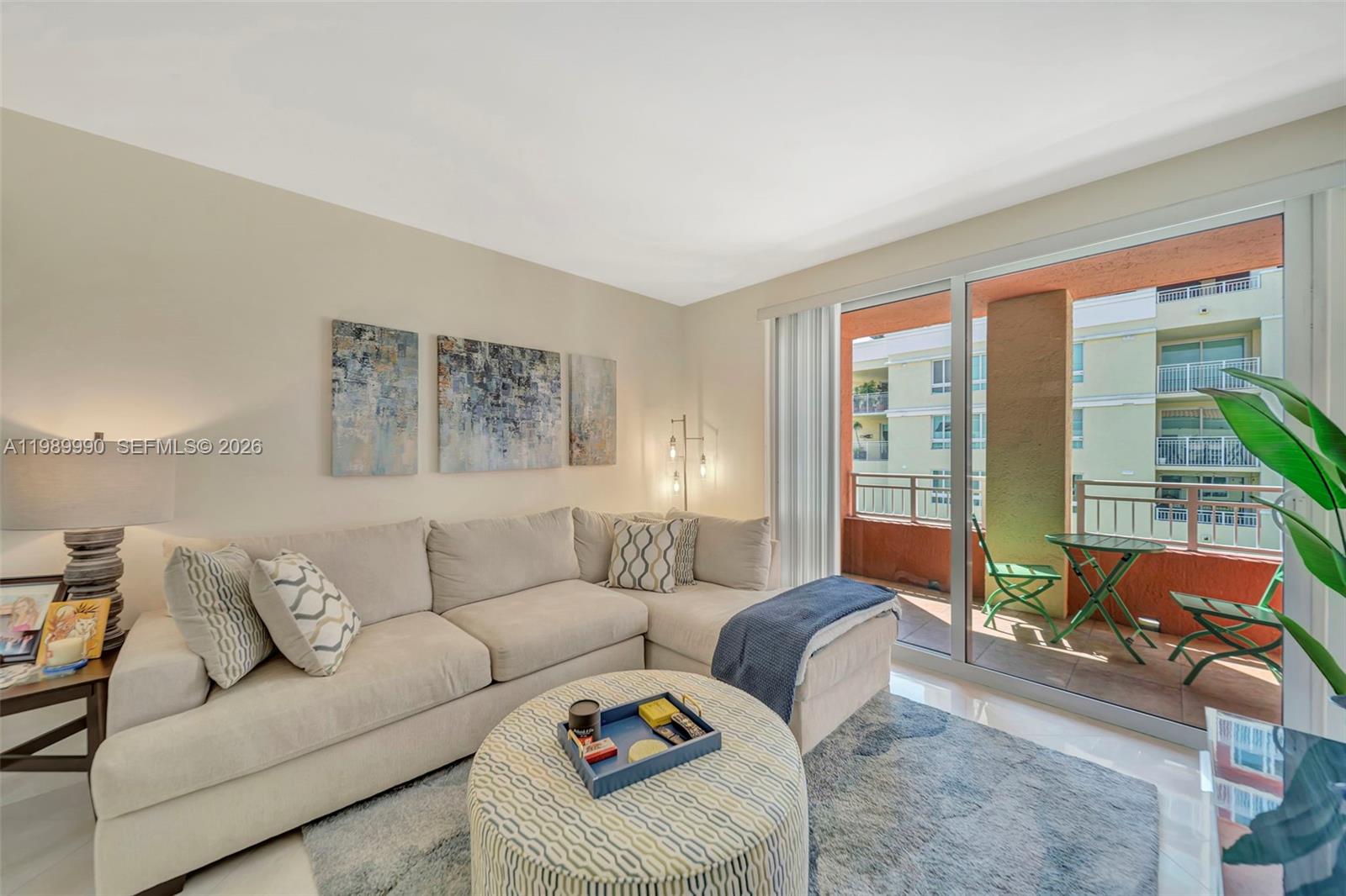 TOSCANO CONDO - Residential