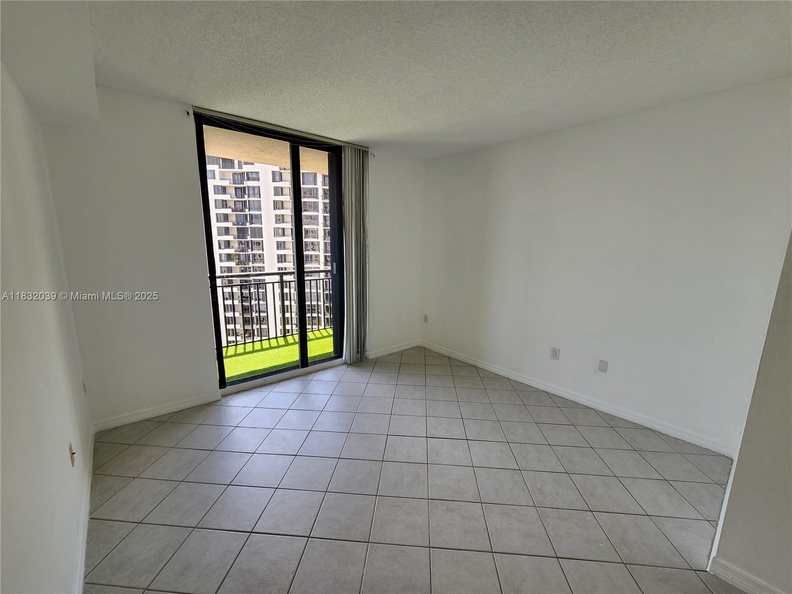 BRICKELL KEY II CONDO - Residential