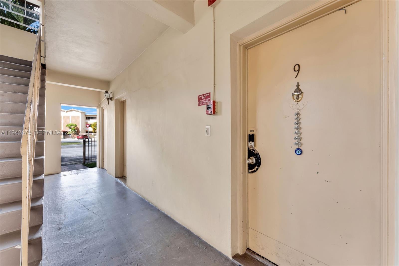 SUTTON HOUSE CONDO - Residential