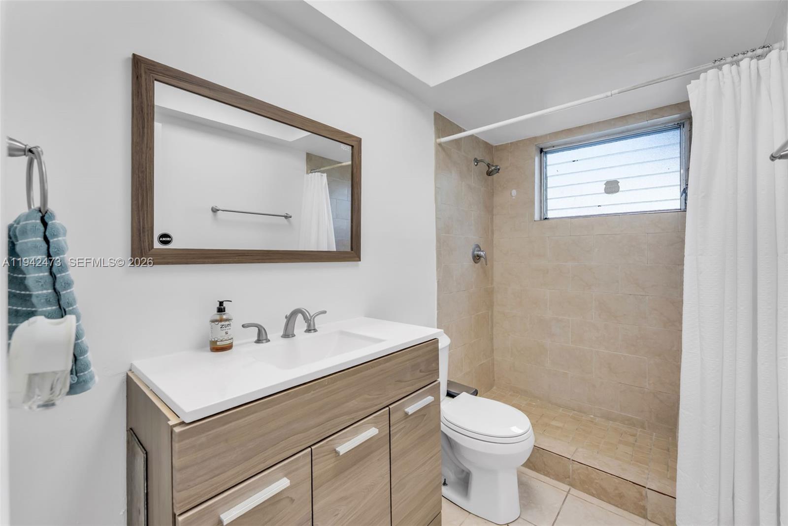 SUTTON HOUSE CONDO - Residential