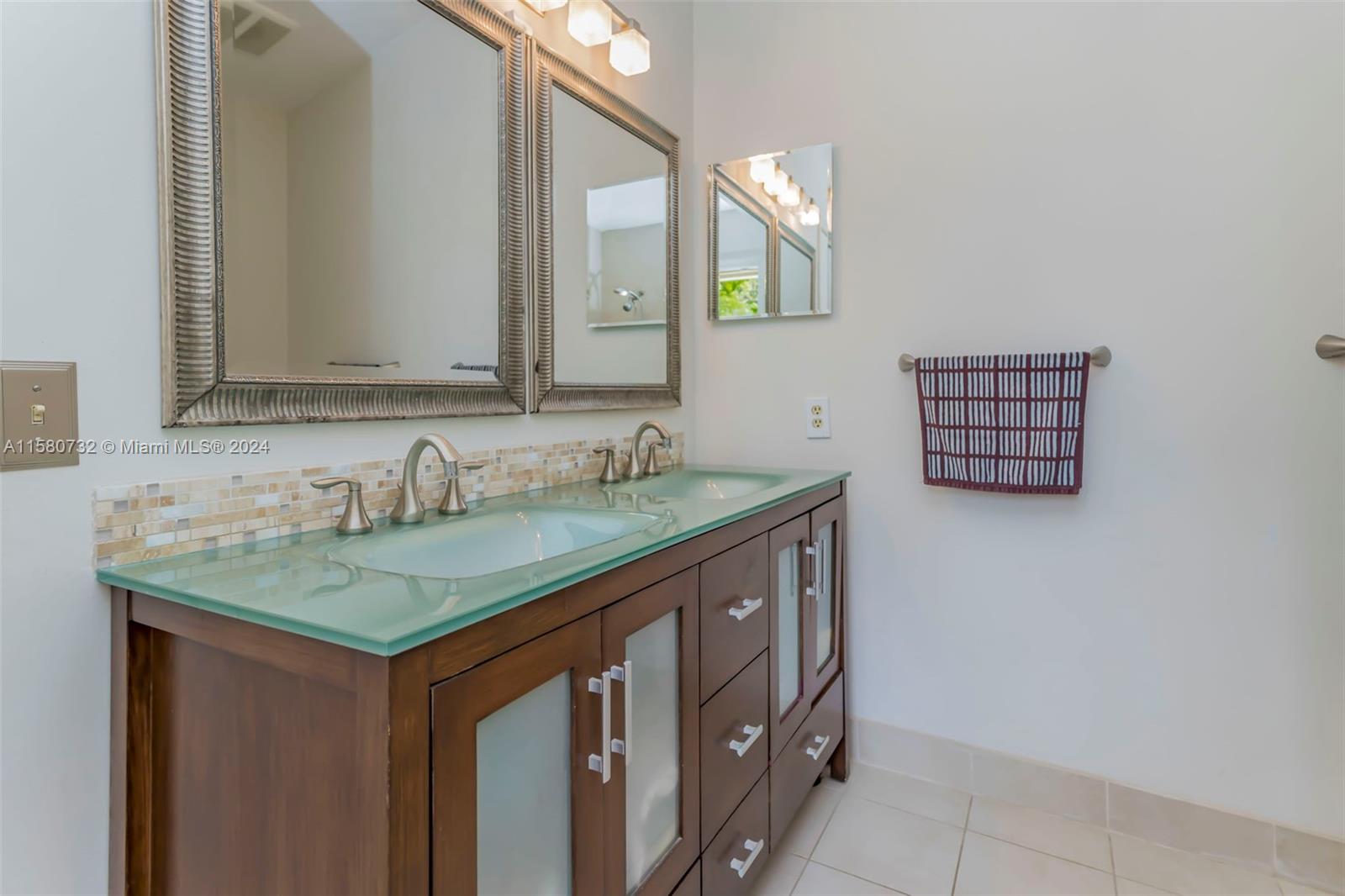 CYPRESS GLEN - Residential