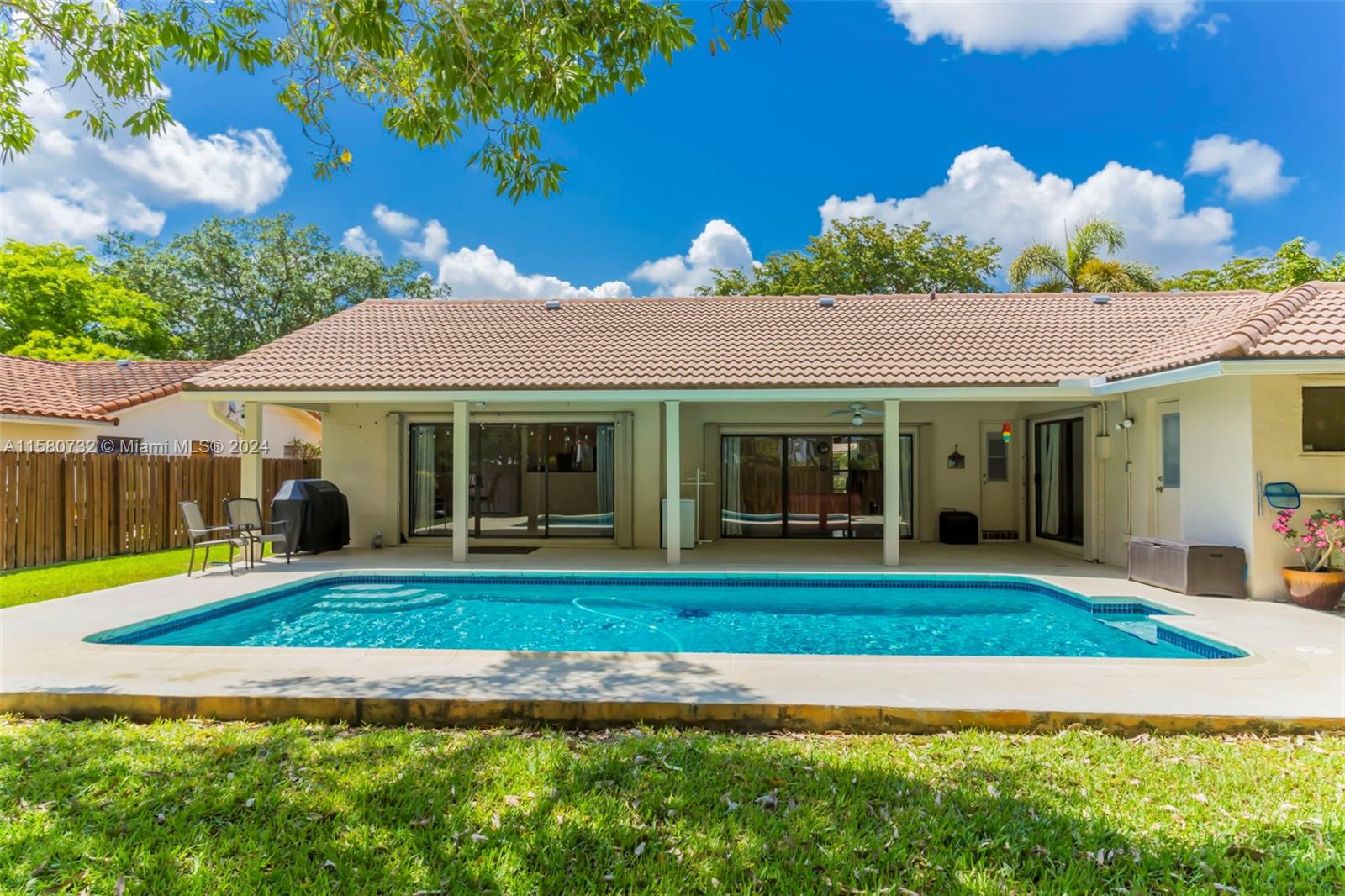 CYPRESS GLEN - Residential
