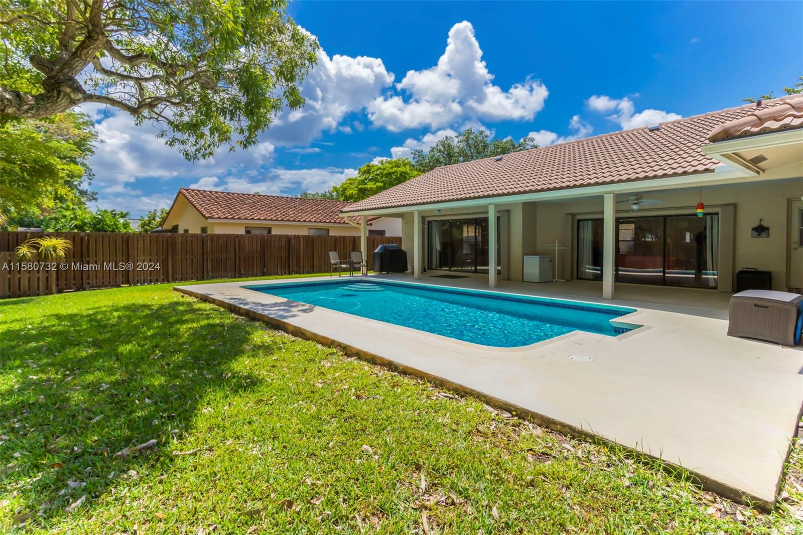 CYPRESS GLEN - Residential