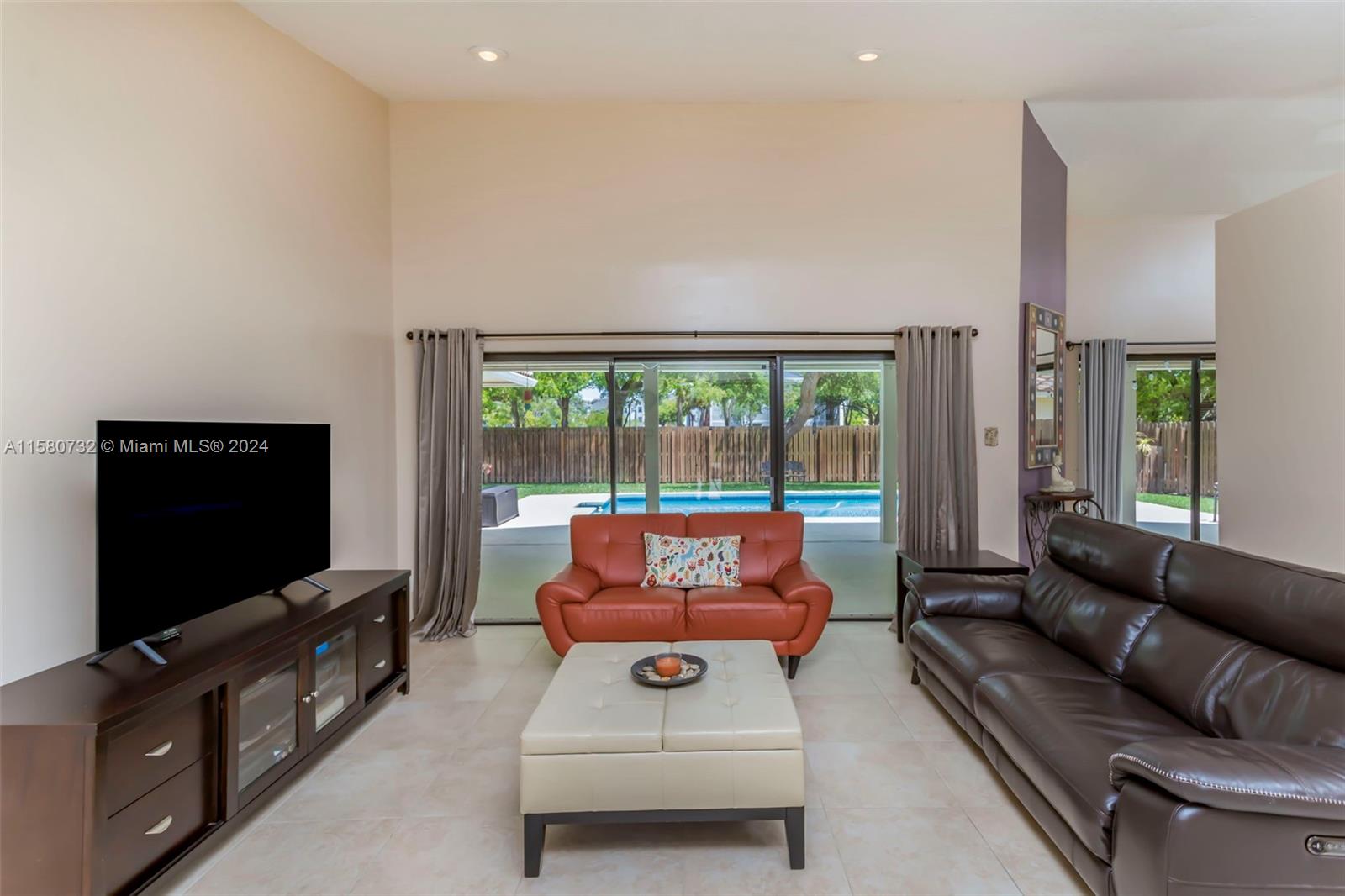 CYPRESS GLEN - Residential