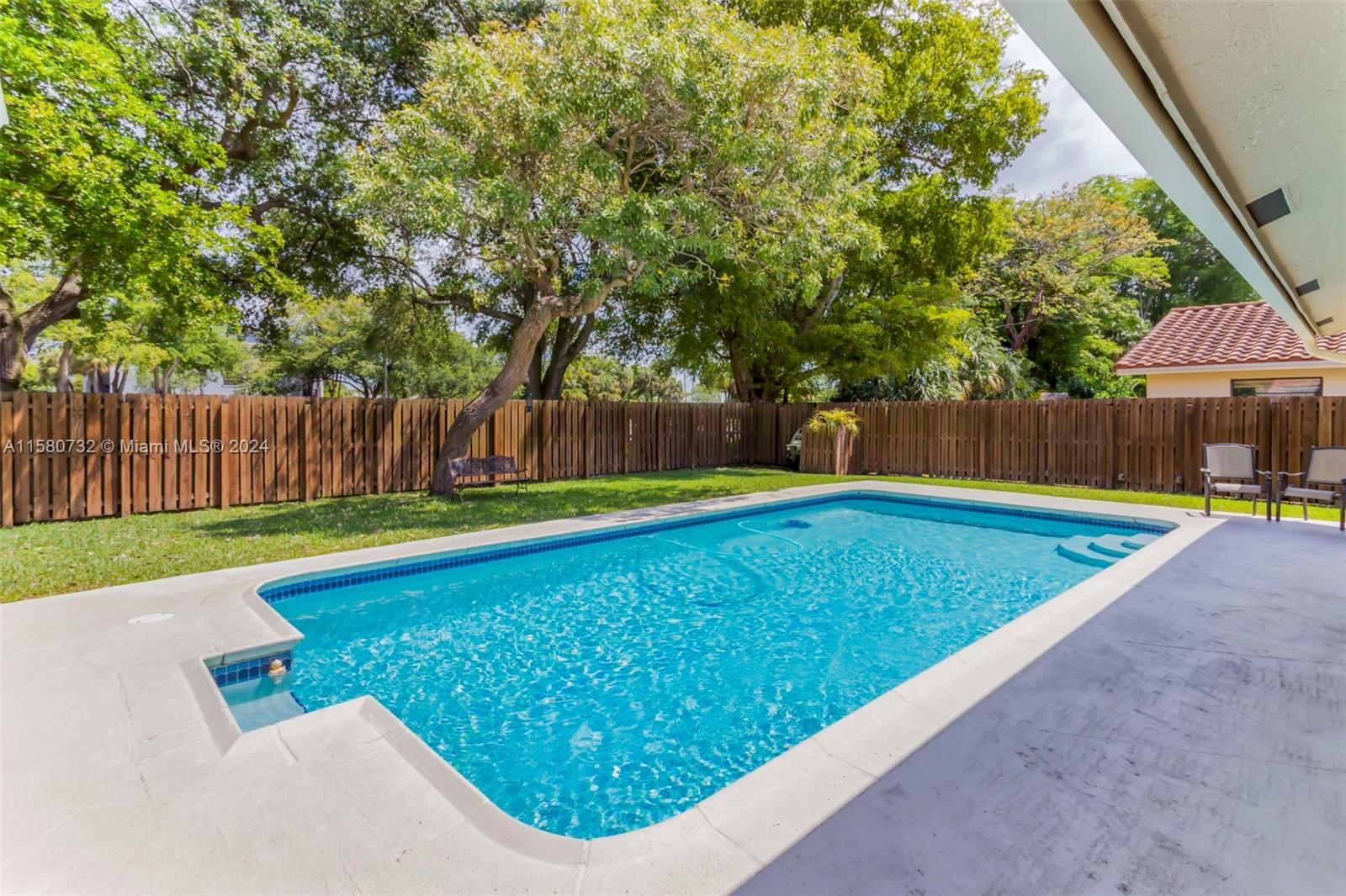 CYPRESS GLEN - Residential