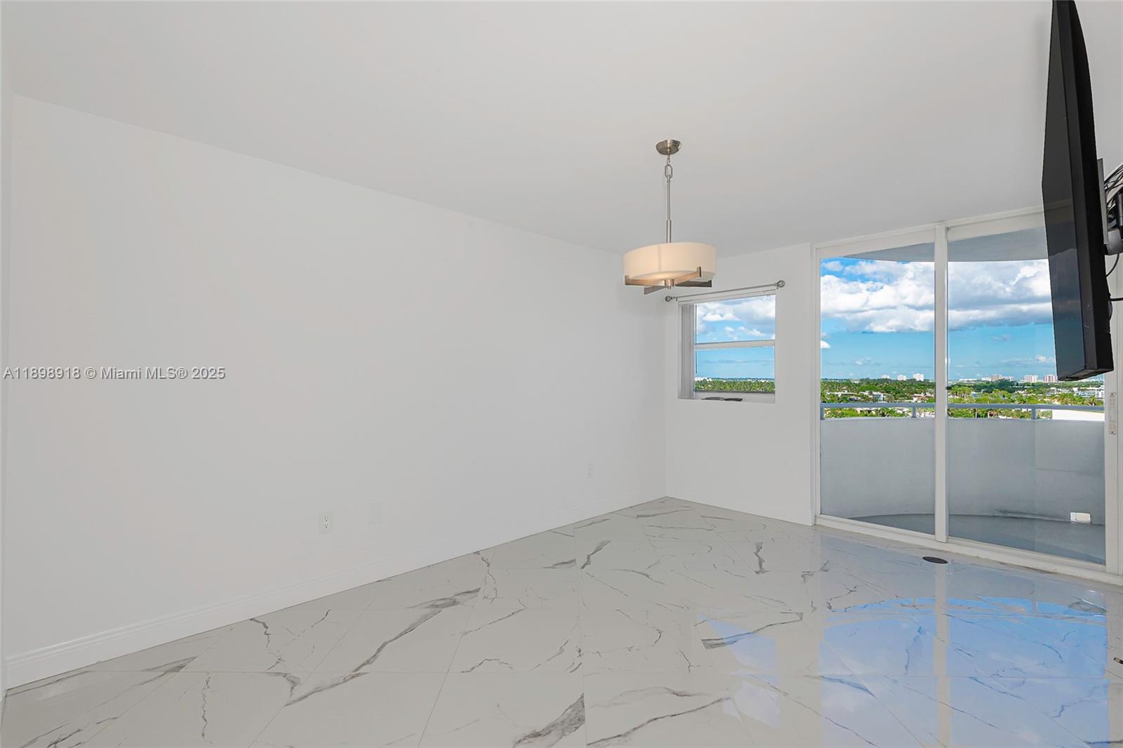 LA GORCE PALACE CONDO - Residential