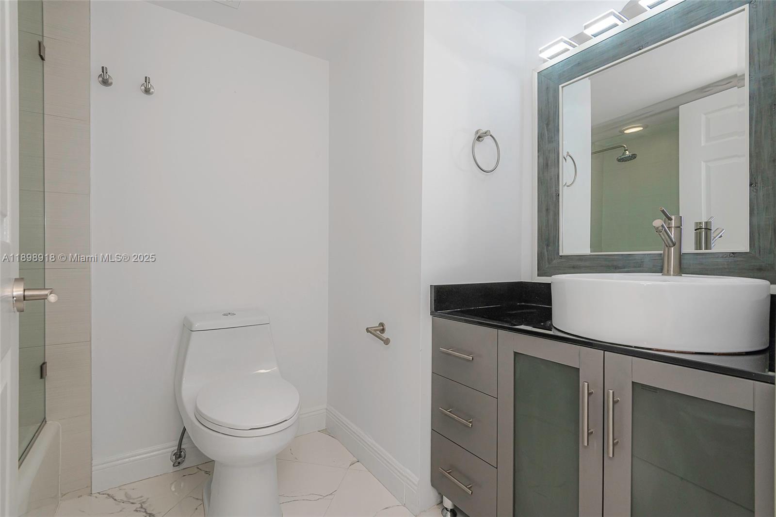 LA GORCE PALACE CONDO - Residential
