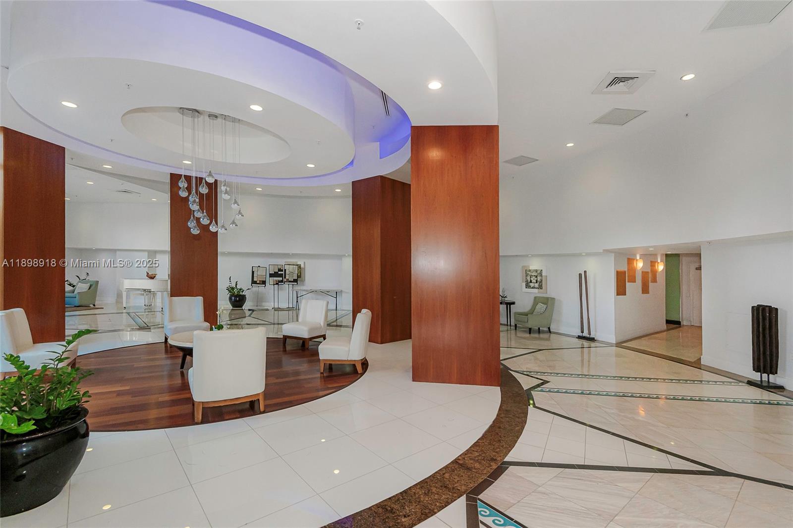 LA GORCE PALACE CONDO - Residential