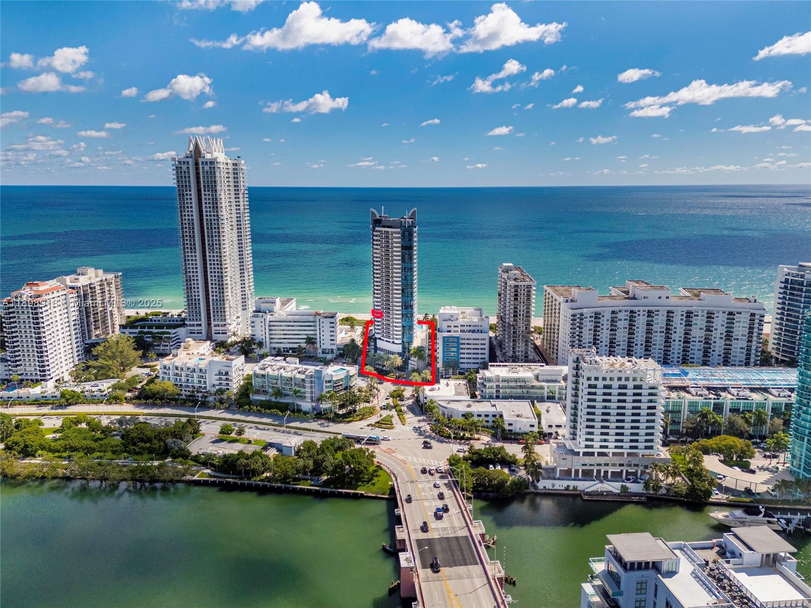 LA GORCE PALACE CONDO - Residential