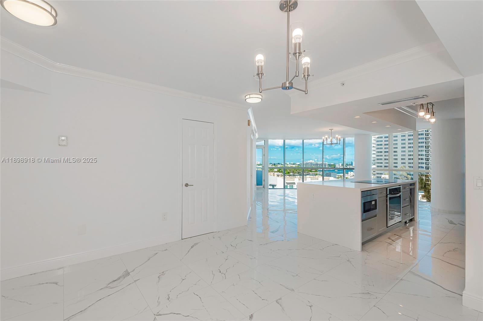 LA GORCE PALACE CONDO - Residential