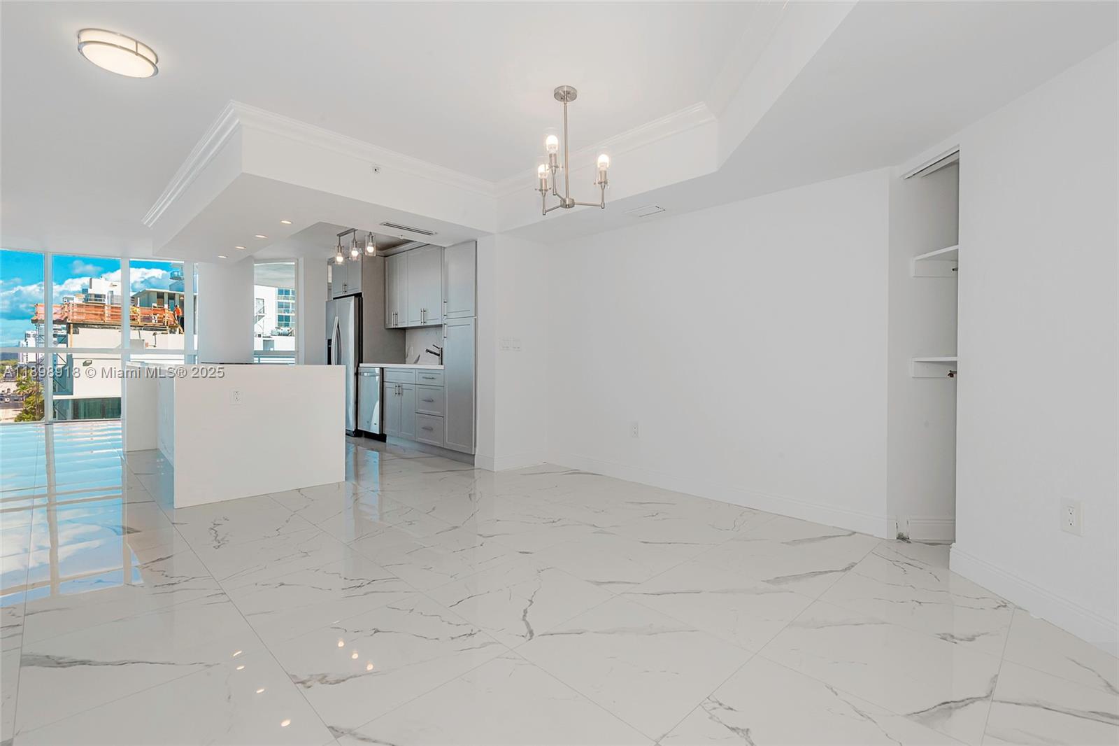 LA GORCE PALACE CONDO - Residential