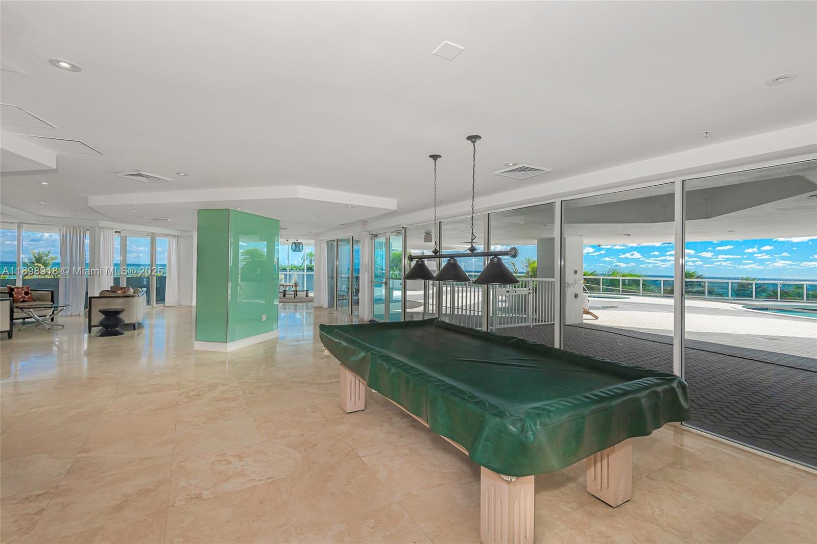 LA GORCE PALACE CONDO - Residential
