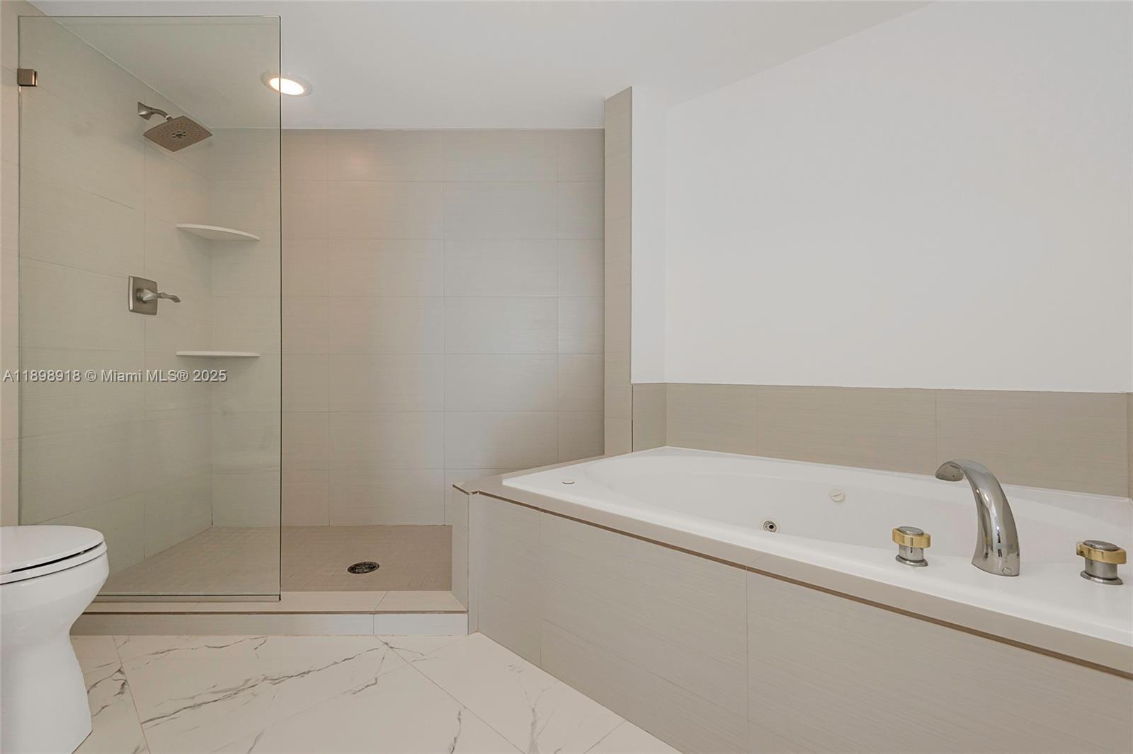 LA GORCE PALACE CONDO - Residential