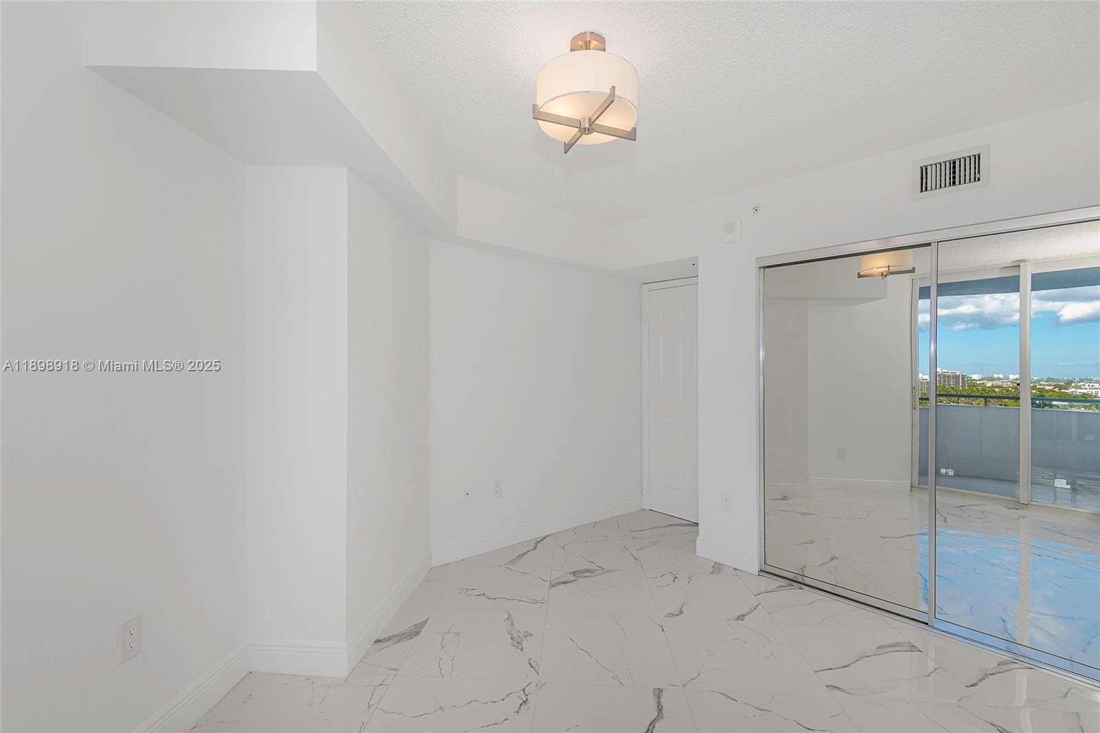 LA GORCE PALACE CONDO - Residential