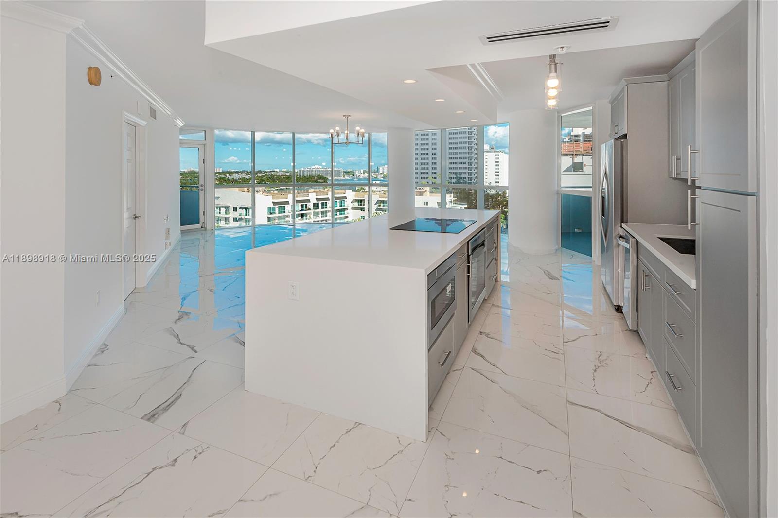 LA GORCE PALACE CONDO - Residential