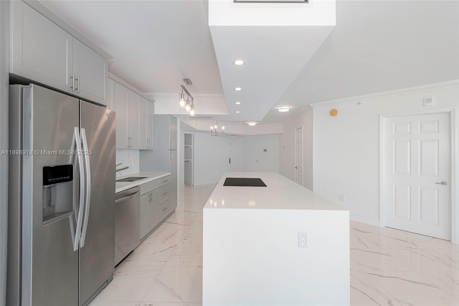 LA GORCE PALACE CONDO - Residential