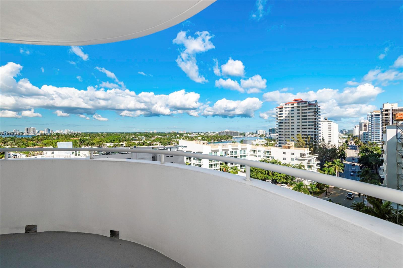 LA GORCE PALACE CONDO - Residential