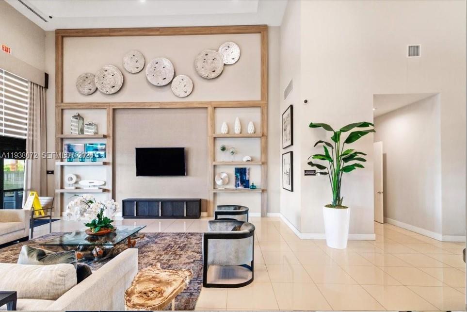 AQUABELLA NORTH - Residential