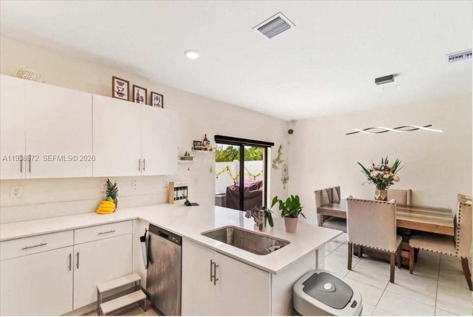 AQUABELLA NORTH - Residential