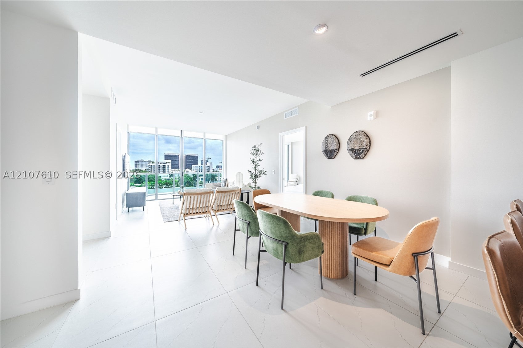 9901 W Bay Harbor Dr 705