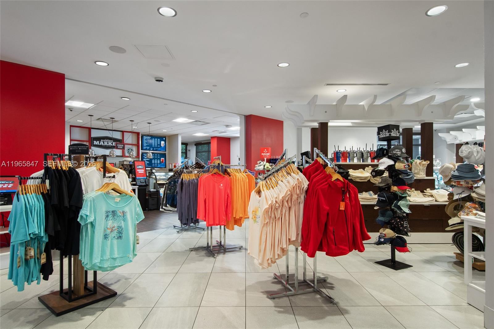 THE GROVE RESORT - Residential