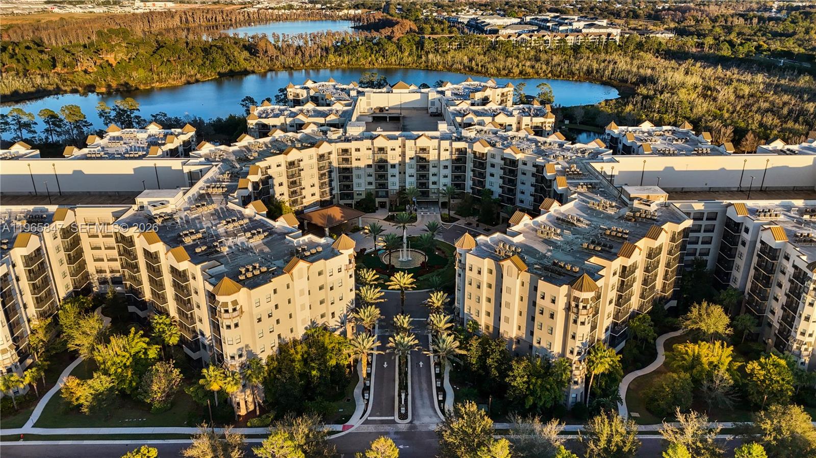 THE GROVE RESORT - Residential