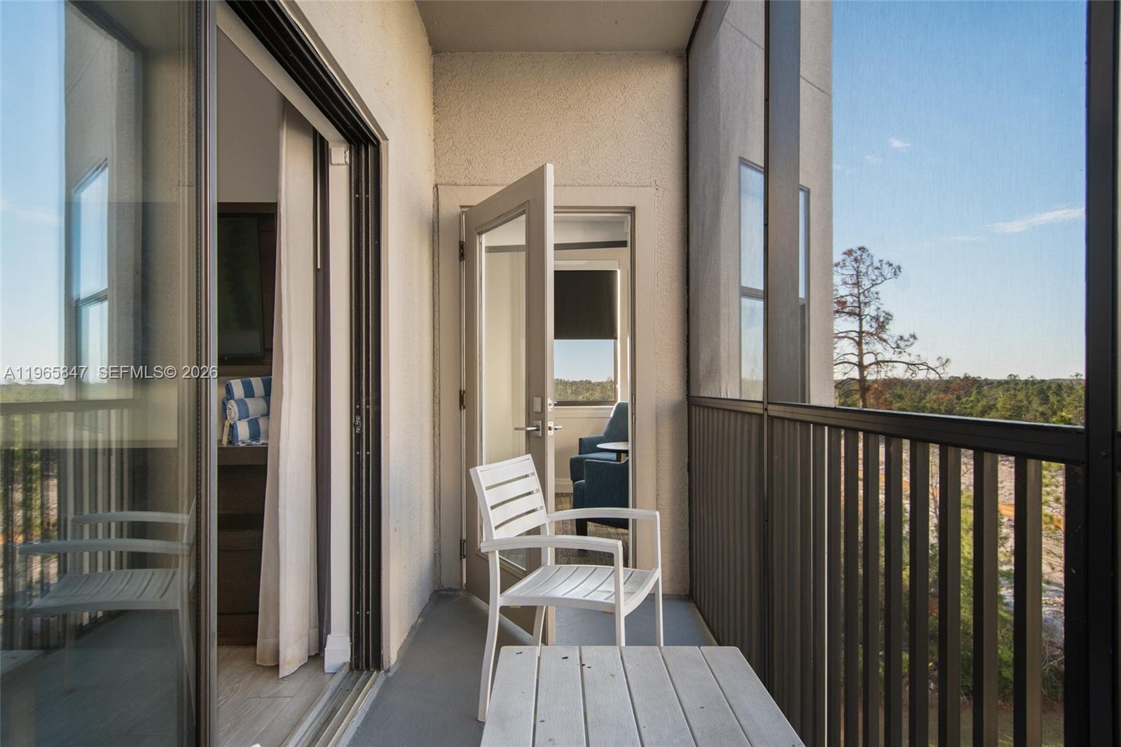 THE GROVE RESORT - Residential