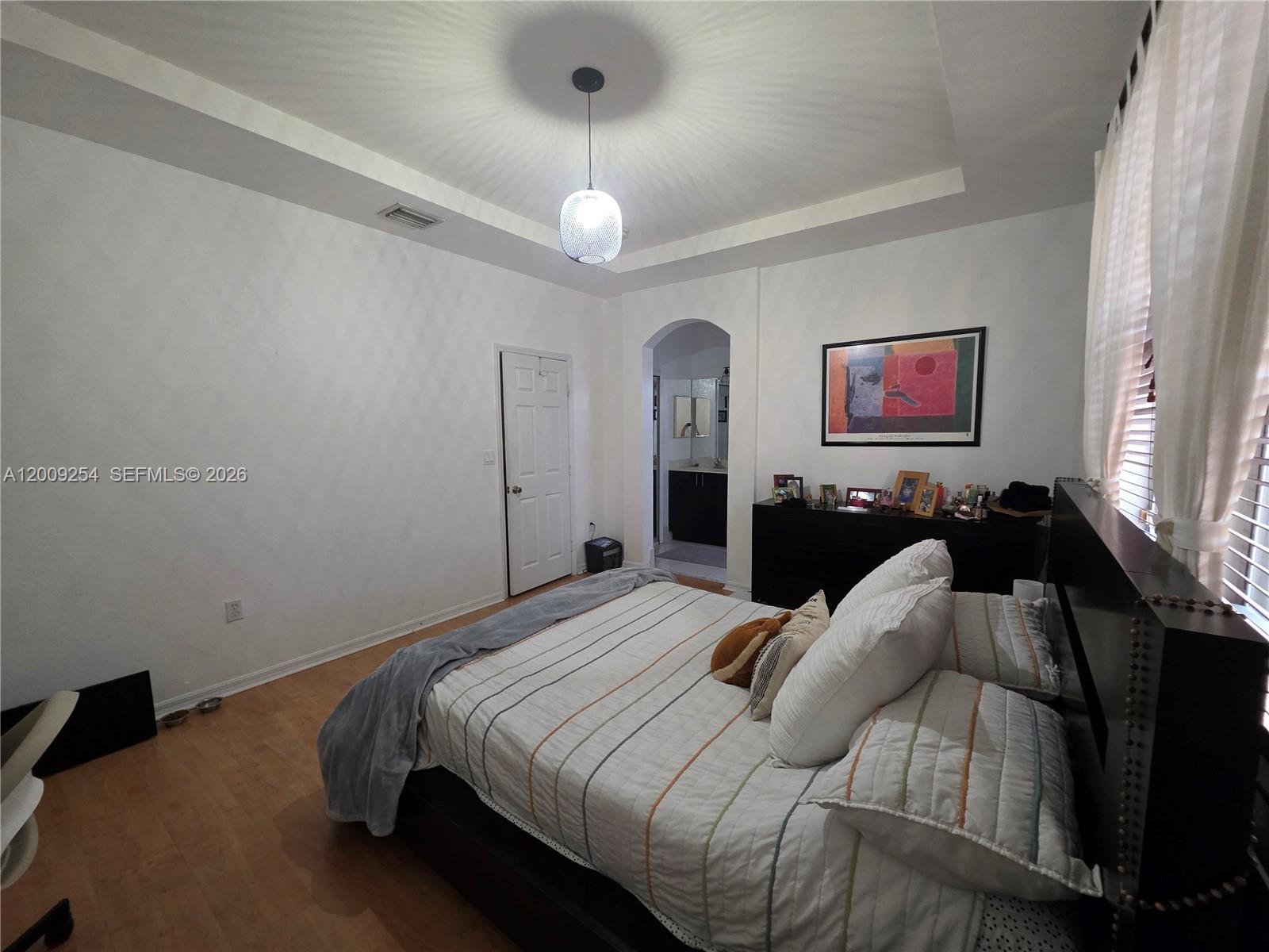 KENDALL BREEZE - Residential