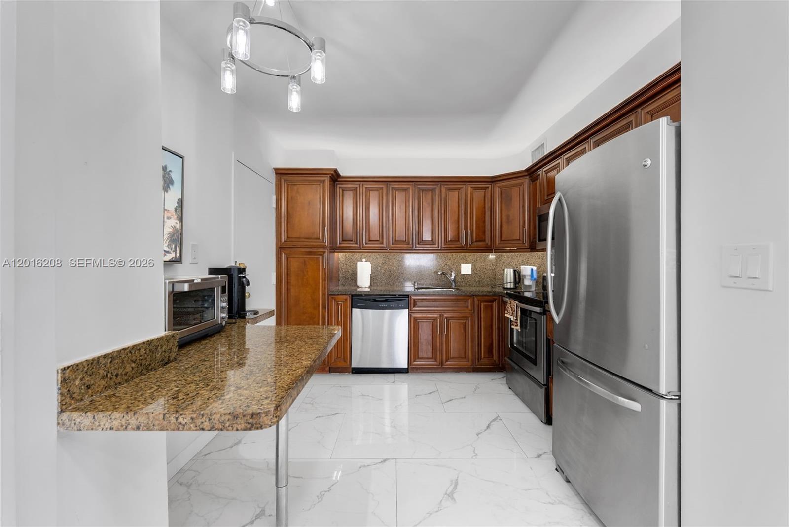 HEMISPHERES CONDO - Residential Lease