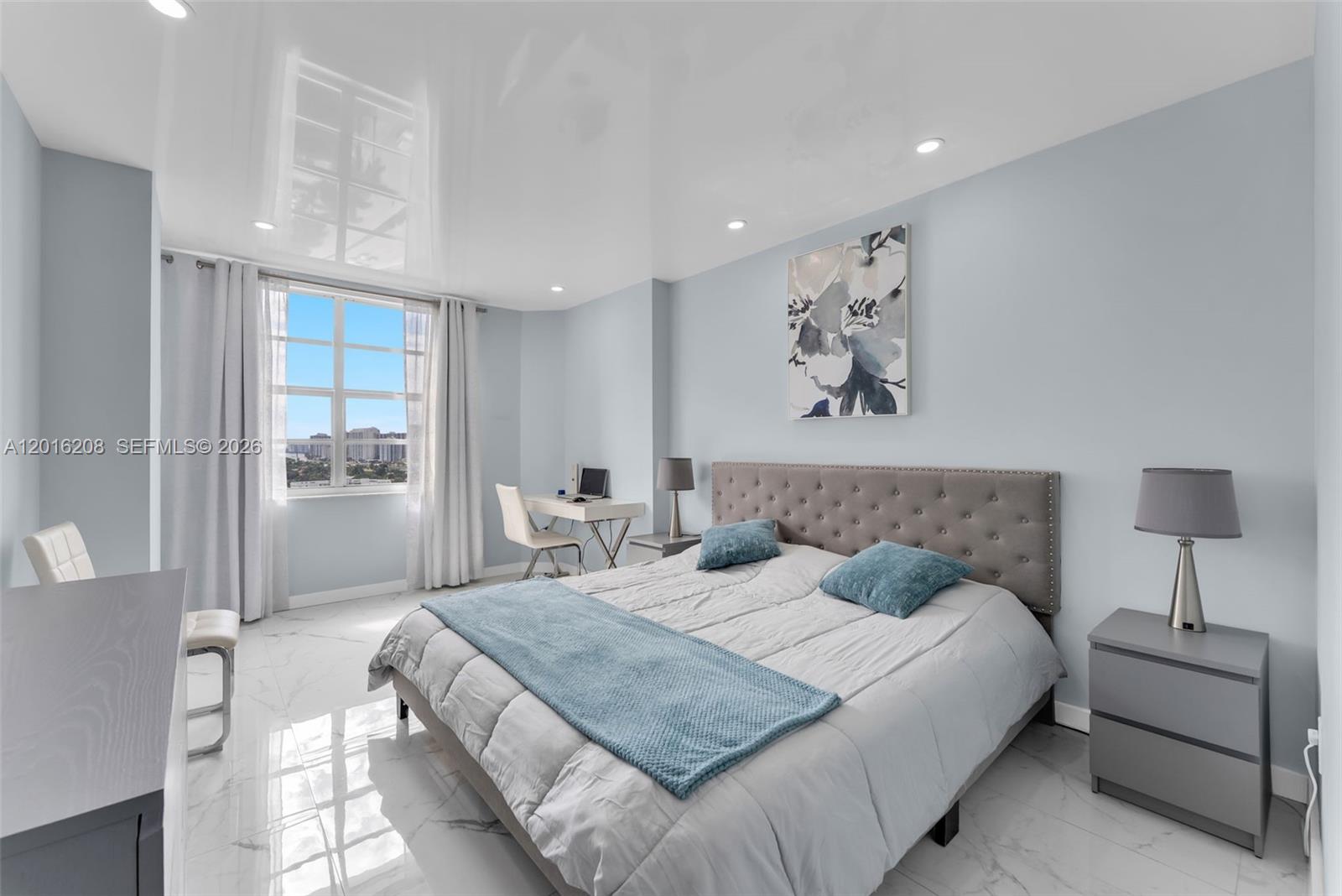 HEMISPHERES CONDO - Residential Lease