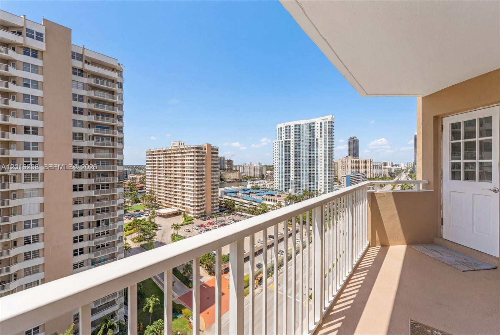 HEMISPHERES CONDO - Residential Lease