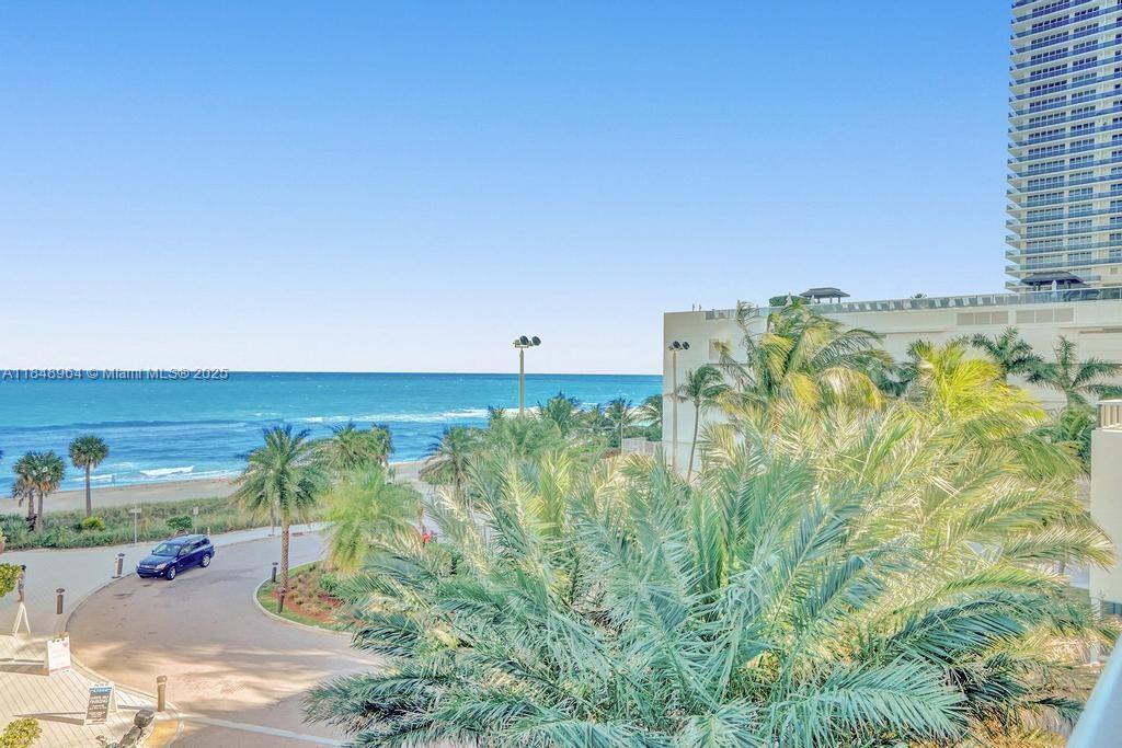 4111 SOUTH OCEAN DRIVE CO - Residential