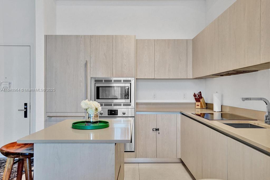 4111 SOUTH OCEAN DRIVE CO - Residential