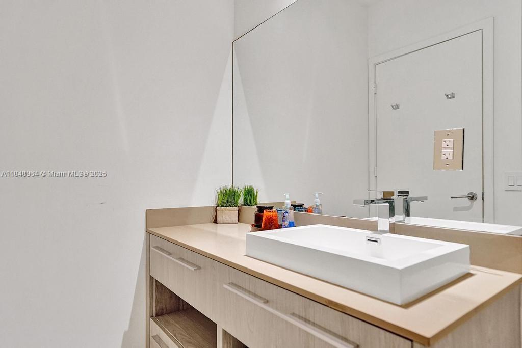 4111 SOUTH OCEAN DRIVE CO - Residential