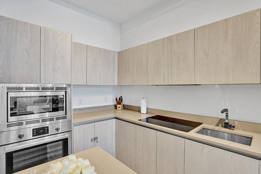 4111 SOUTH OCEAN DRIVE CO - Residential