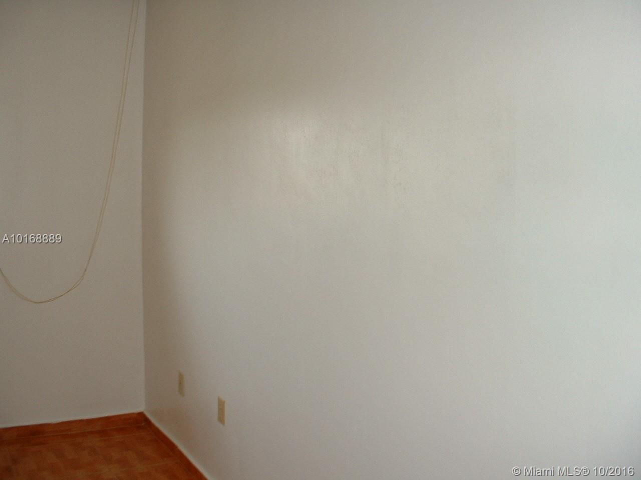 SUNRISE LAKES 37 CONDO - Residential Lease