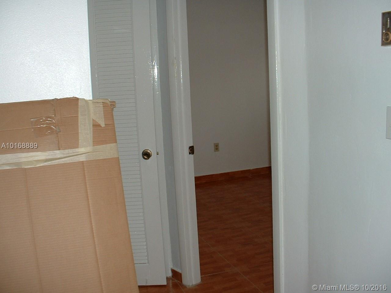 SUNRISE LAKES 37 CONDO - Residential Lease