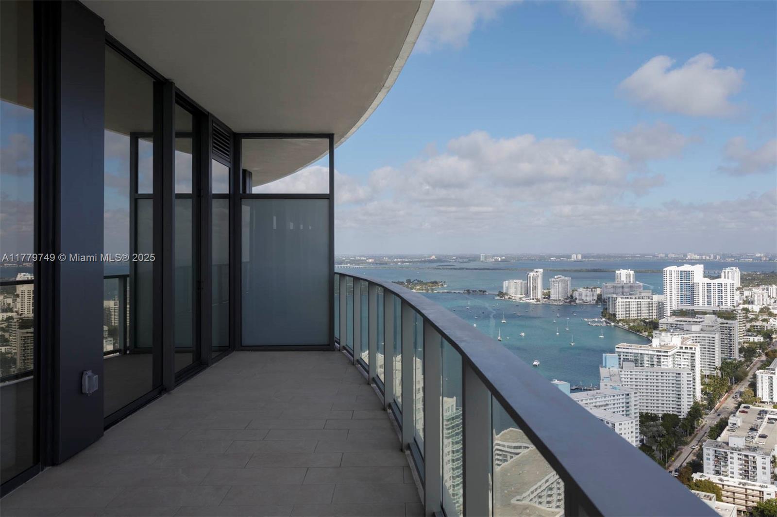 FIVE PARK CONDO - Residential