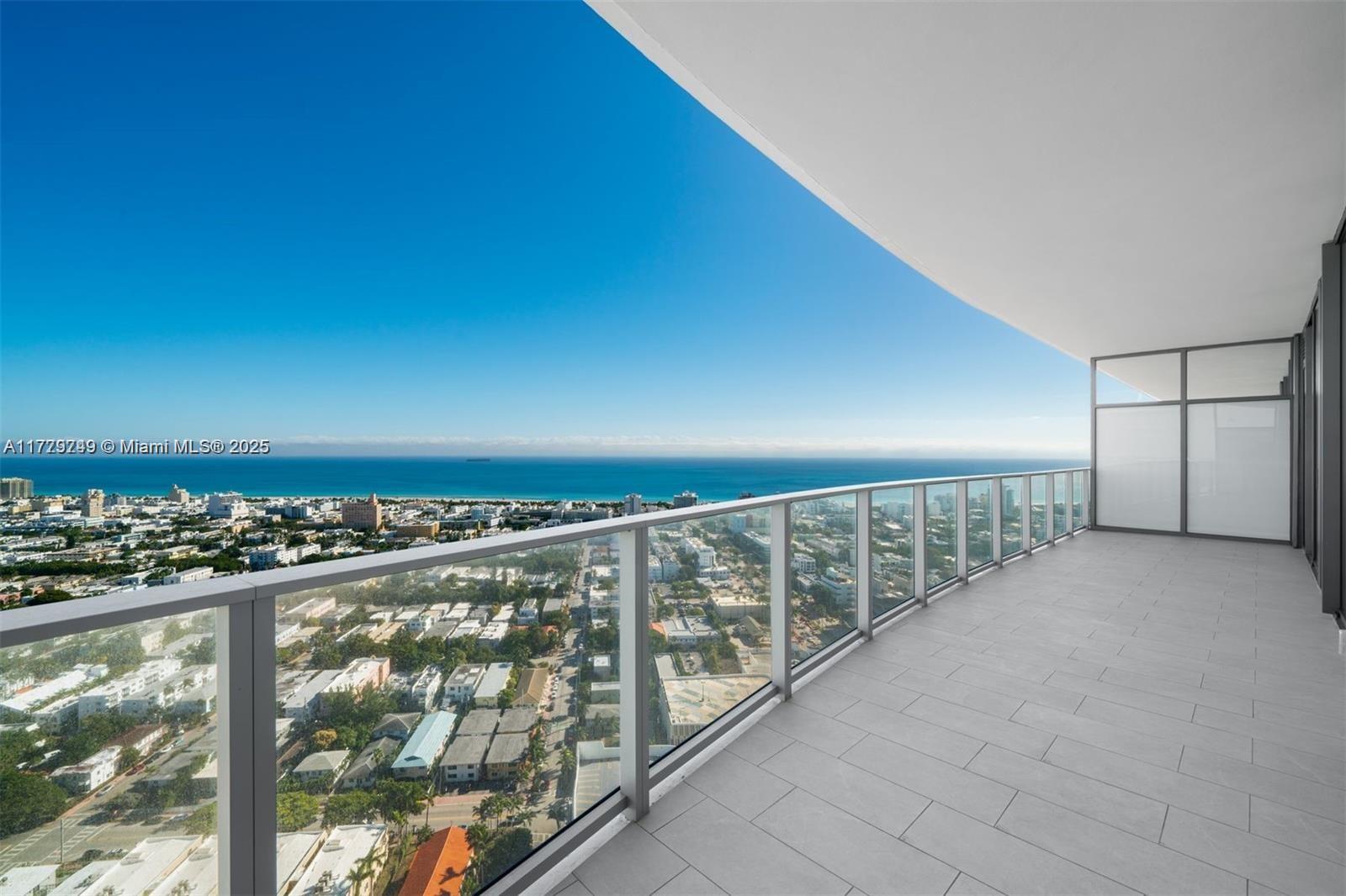 FIVE PARK CONDO - Residential