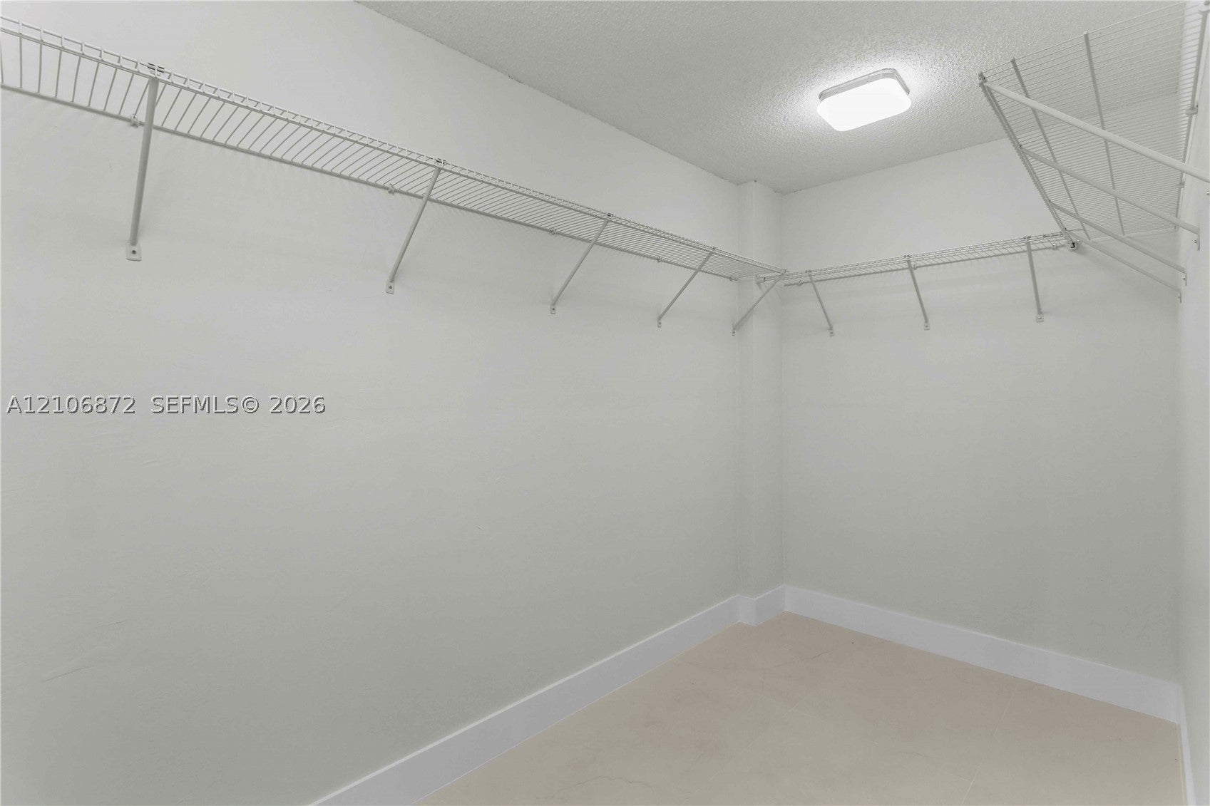 10852 N Kendall Dr 103