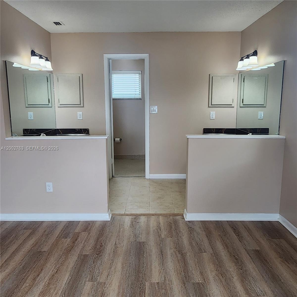 FLAMINGO GARDENS-PHASE TW - Residential Lease