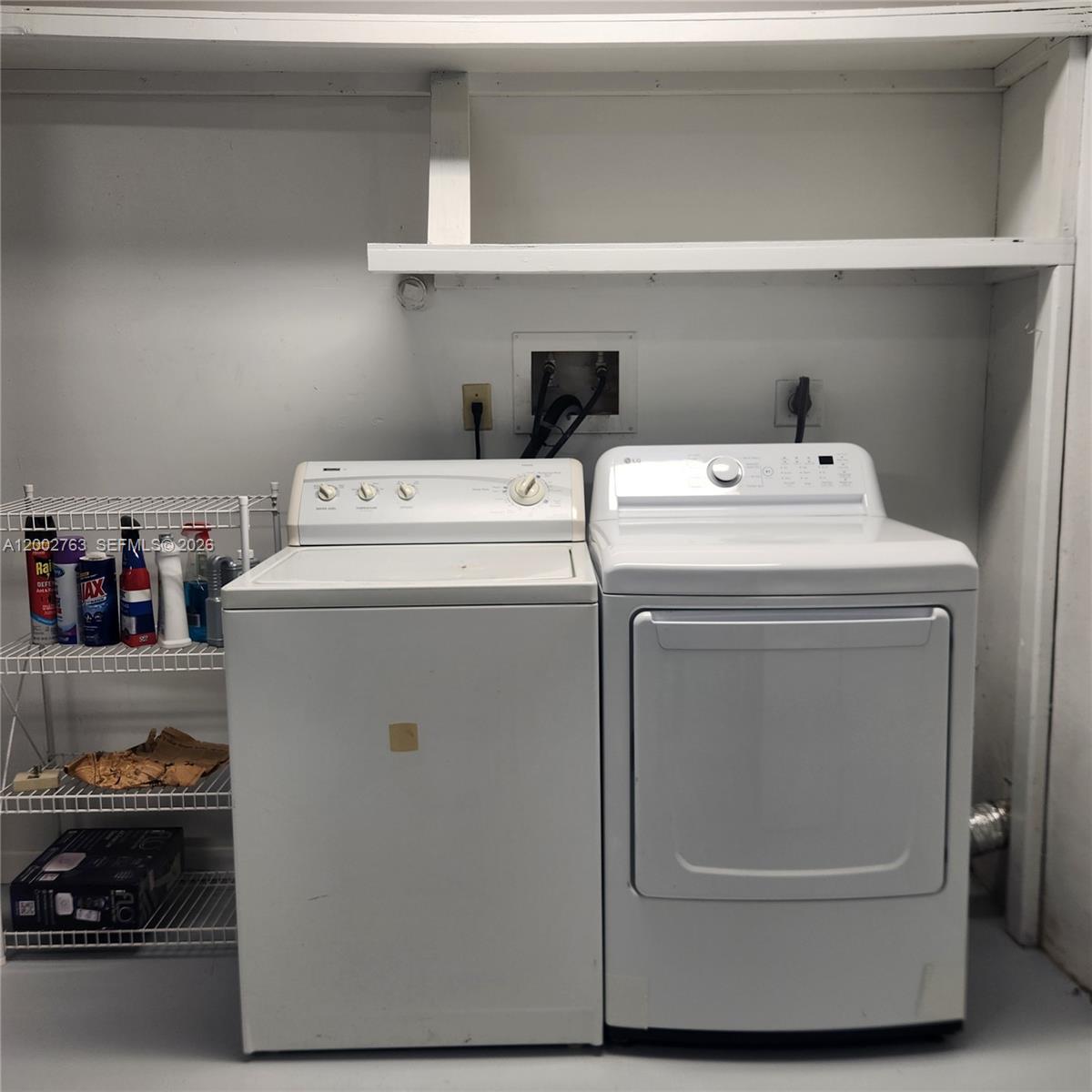 FLAMINGO GARDENS-PHASE TW - Residential Lease